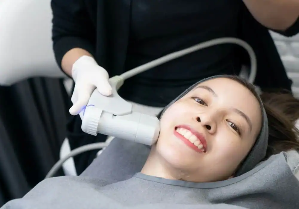 HIFU treatment Walton-on-Thames in progress